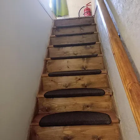 Pansiyon Comfy Bedroom And Private Bathroom On The Floor Of A -10 Mins Walk To The Center - Free Parking - Convenient To Apple Campus Cork