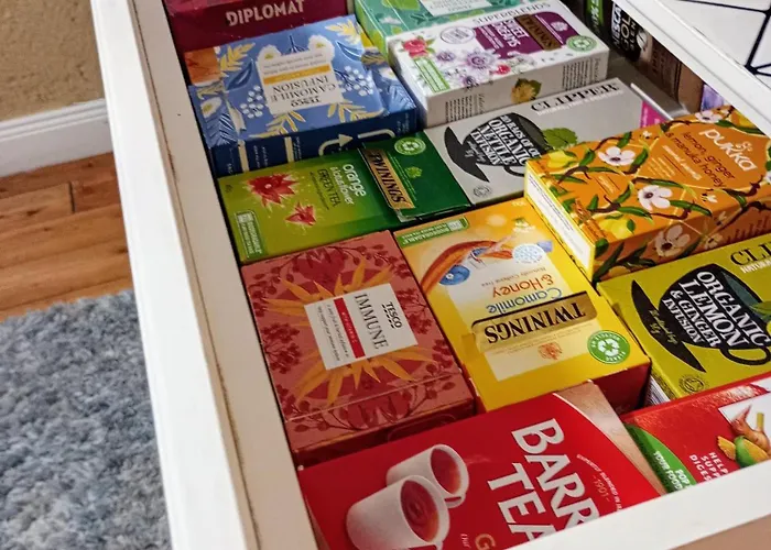 Comfy Bedroom And Private Bathroom On The Floor Of A -10 Mins Walk To The Center - Off Street Parking Cork